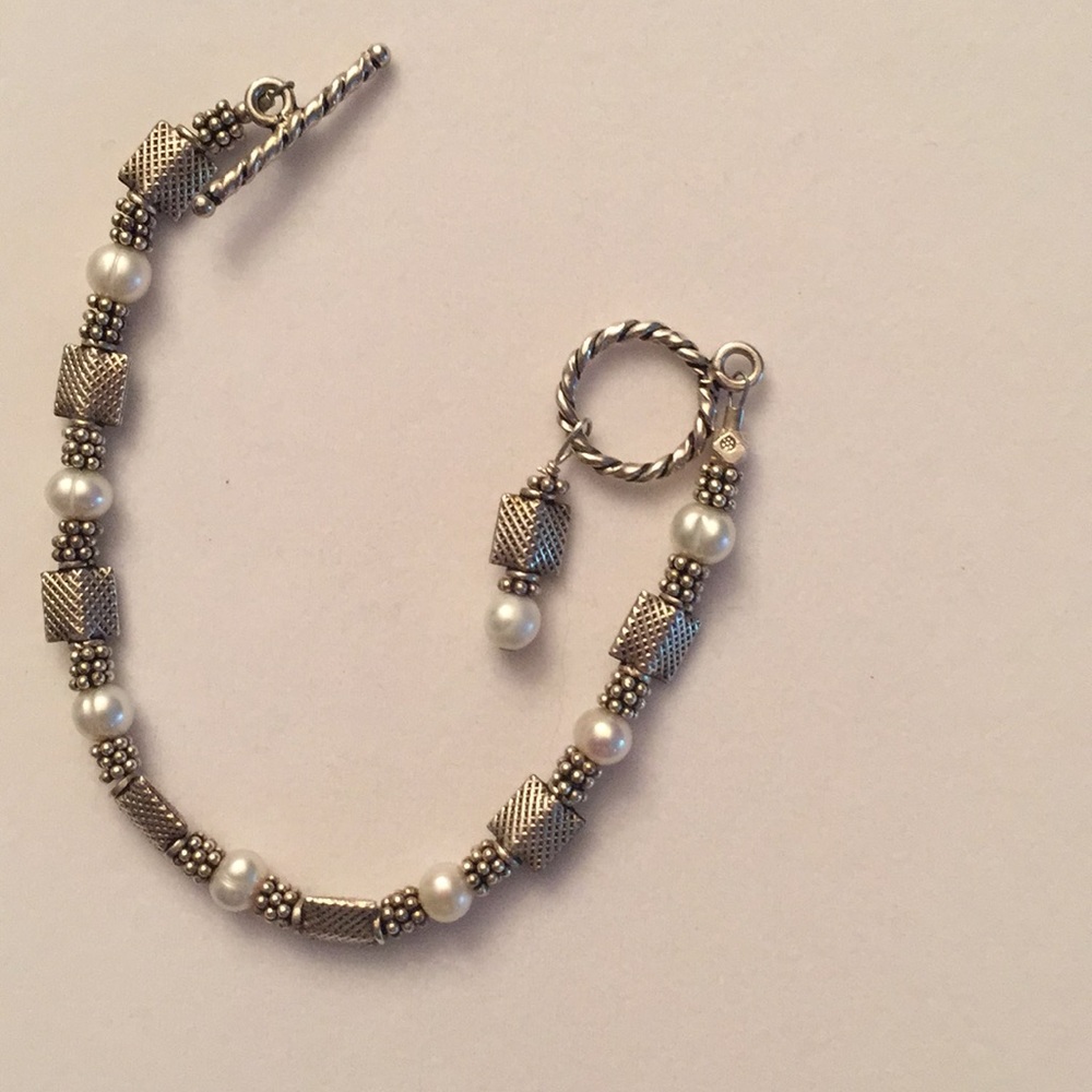 Beautiful Bracelet - Picture 2 of 2